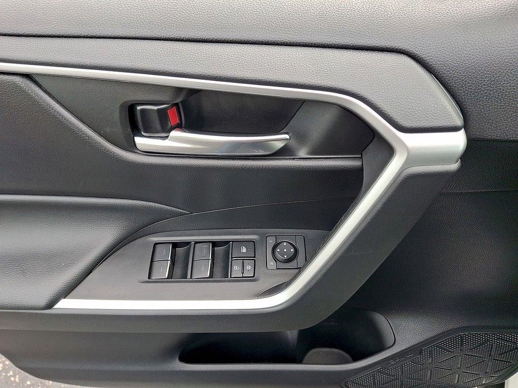 2022 Toyota Rav4 Hybrid XLE Premium AWD (Natl)