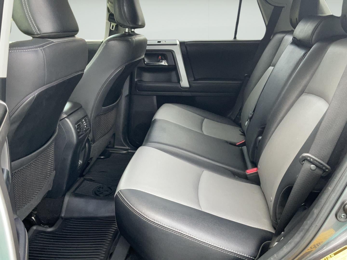 2022 Toyota 4Runner SR5 Premium 2WD (Natl)
