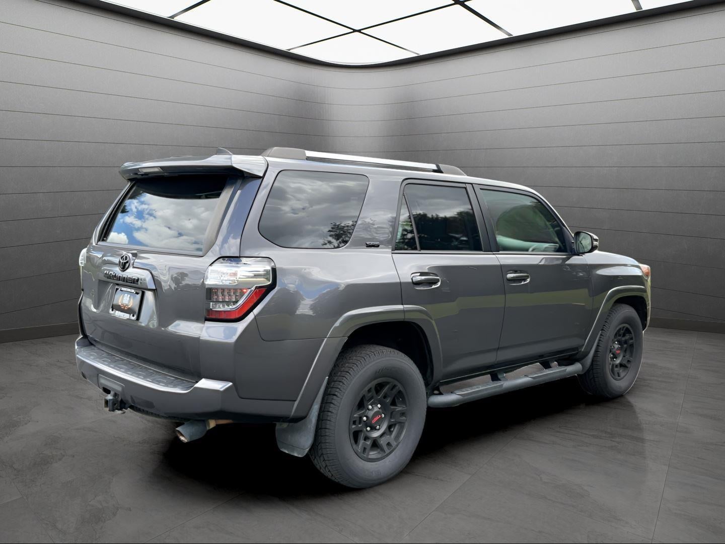 2022 Toyota 4Runner SR5 Premium 2WD (Natl)