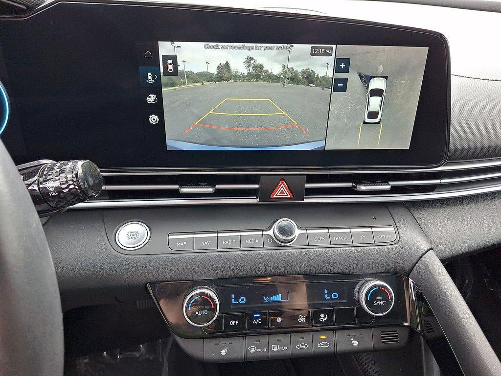 2024 Hyundai Elantra Limited IVT