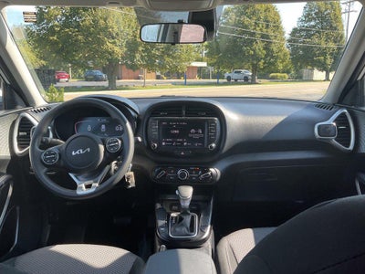 2024 Kia Soul LX IVT