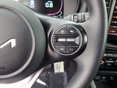 2023 Kia Soul LX IVT
