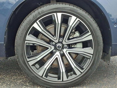2023 Volvo Xc60 B6 AWD Ultimate Bright Theme