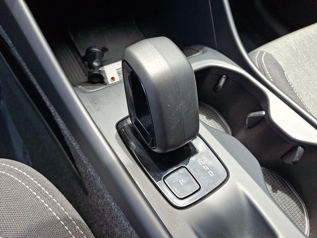 2024 Volvo Xc40 B5 AWD Core Bright Theme