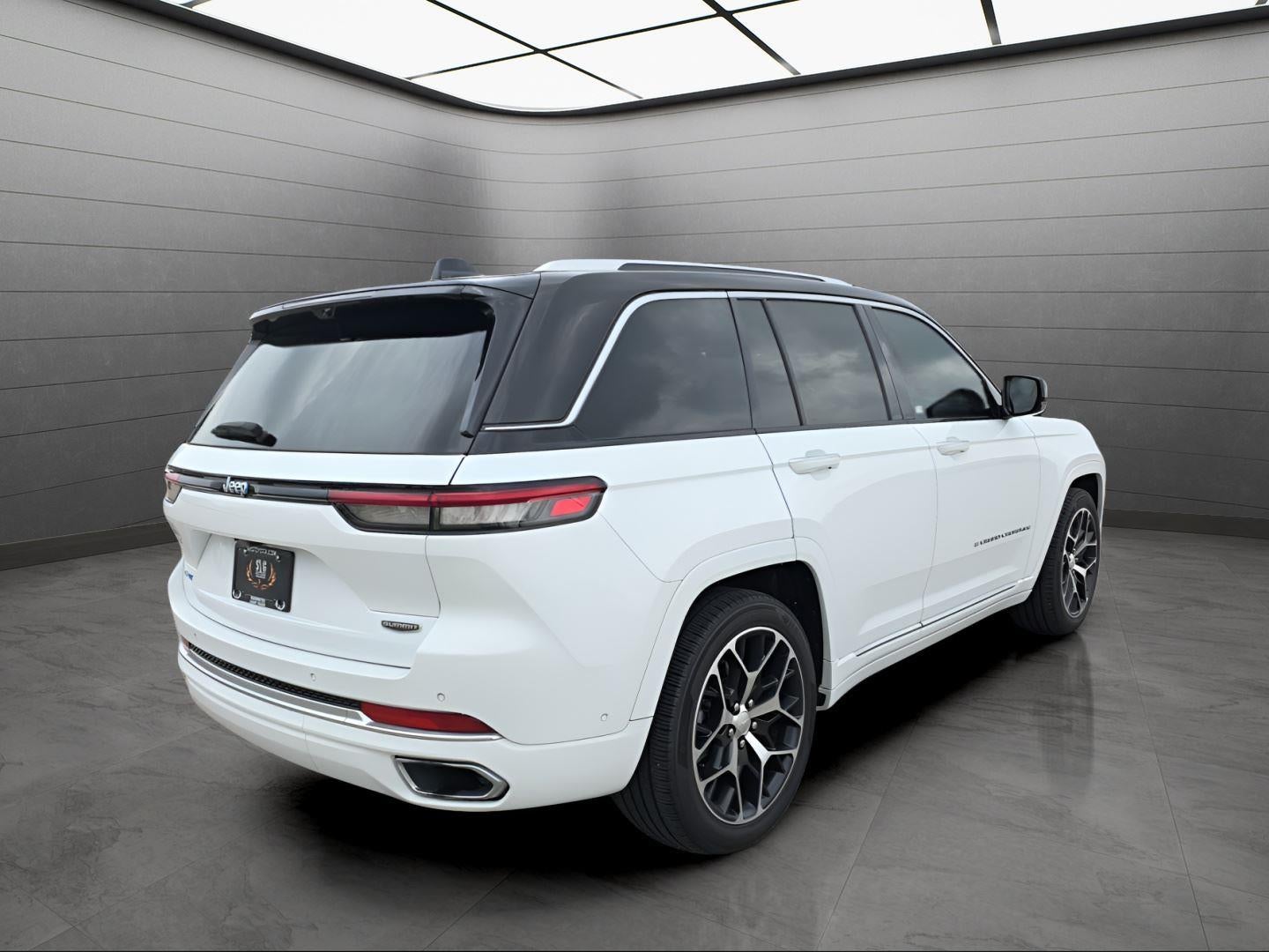 2022 Jeep Grand Cherokee 4xe Summit Reserve