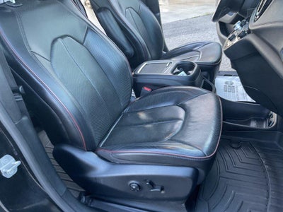 2020 Chrysler Pacifica Limited 35th Anniversary