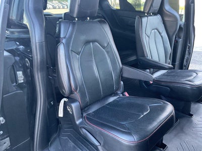 2020 Chrysler Pacifica Limited 35th Anniversary