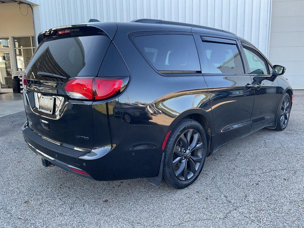 2020 Chrysler Pacifica Limited 35th Anniversary