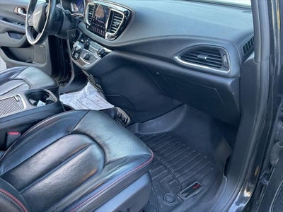 2020 Chrysler Pacifica Limited 35th Anniversary