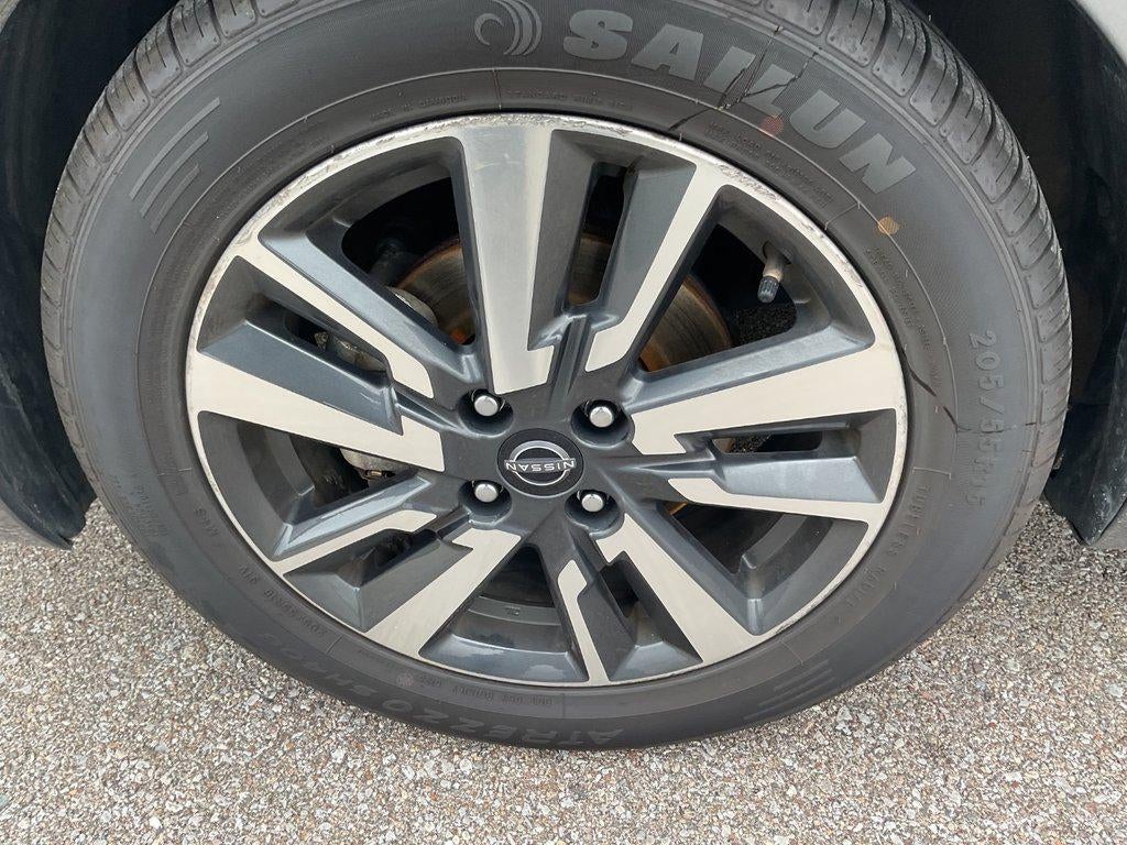 2024 Nissan Versa SV