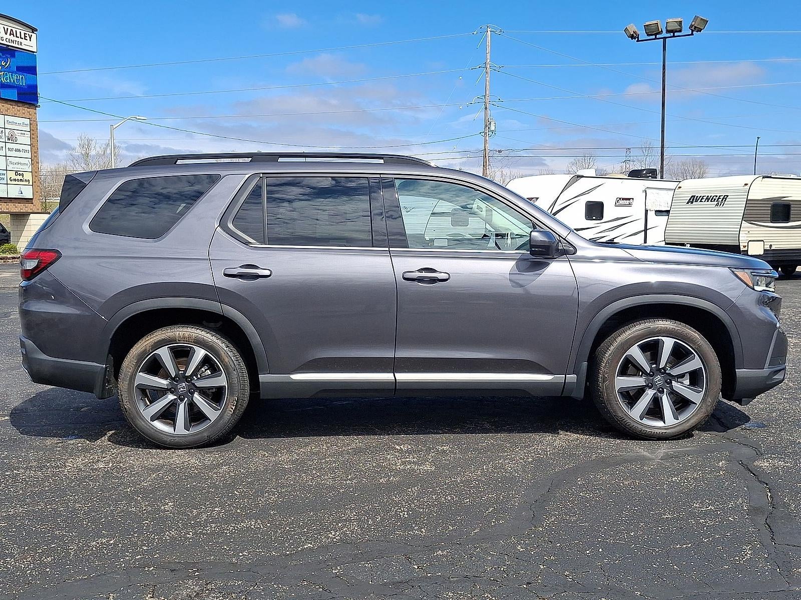 2025 Honda Pilot Touring