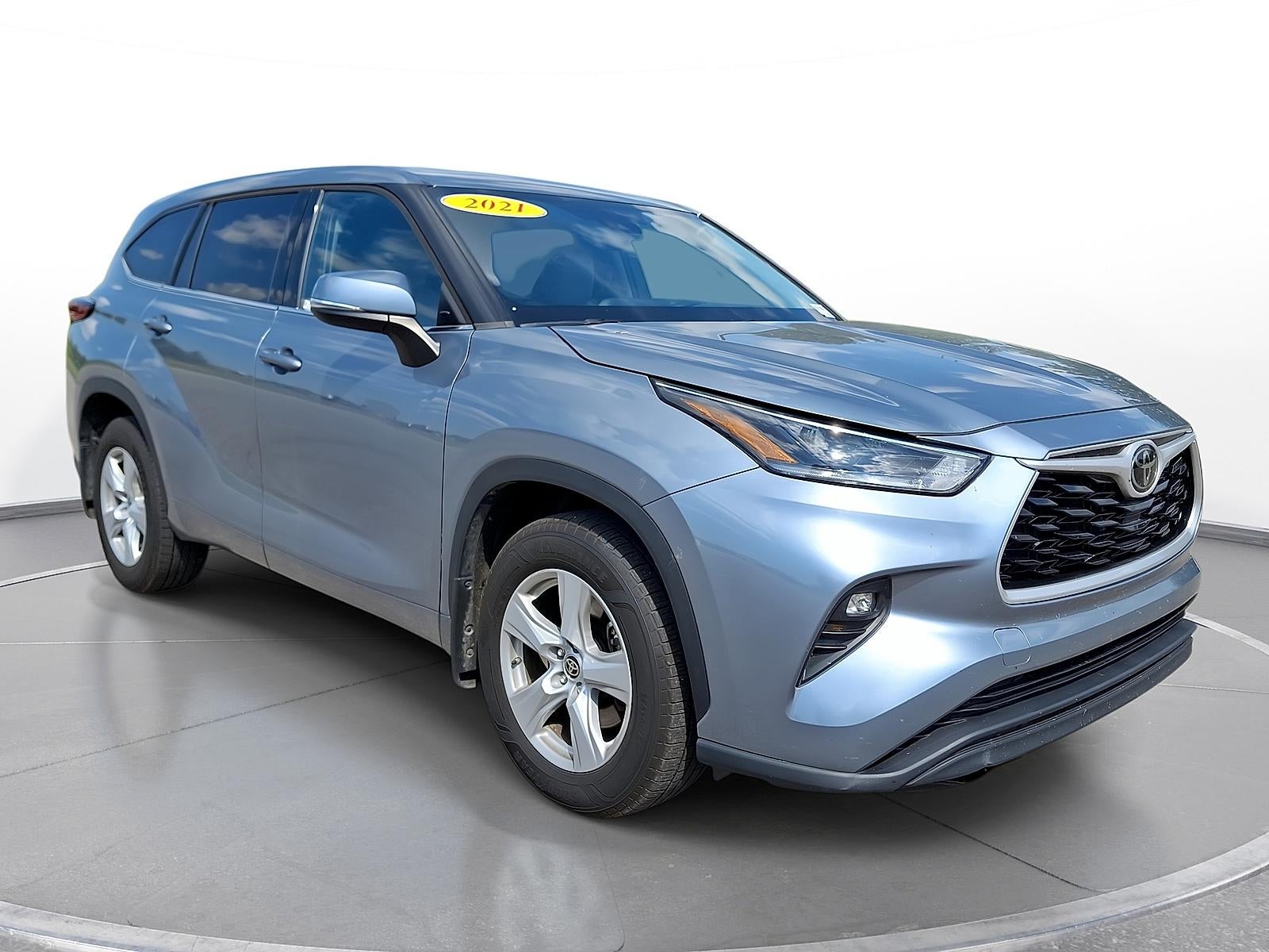 2021 Toyota Highlander LE