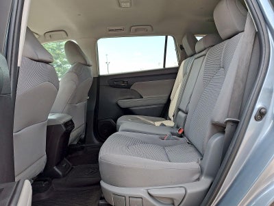 2021 Toyota Highlander LE