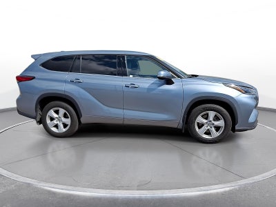 2021 Toyota Highlander LE
