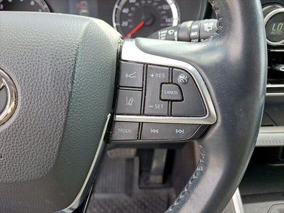 2021 Toyota Highlander LE