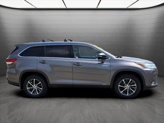 2019 Toyota Highlander Hybrid XLE