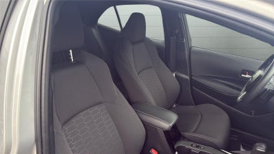 2025 Toyota Corolla Hatchback SE