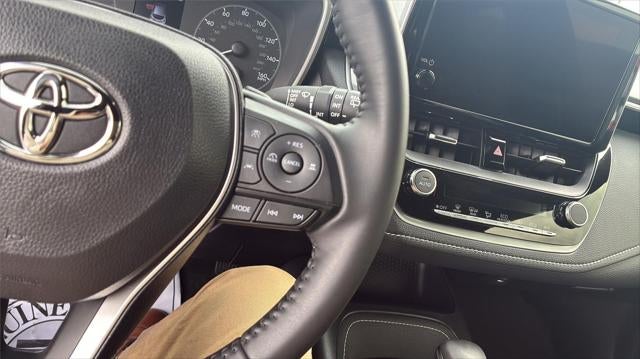 2025 Toyota Corolla Hatchback SE