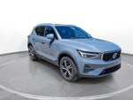 2023 Volvo XC40 Core