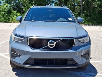 2023 Volvo XC40 Core